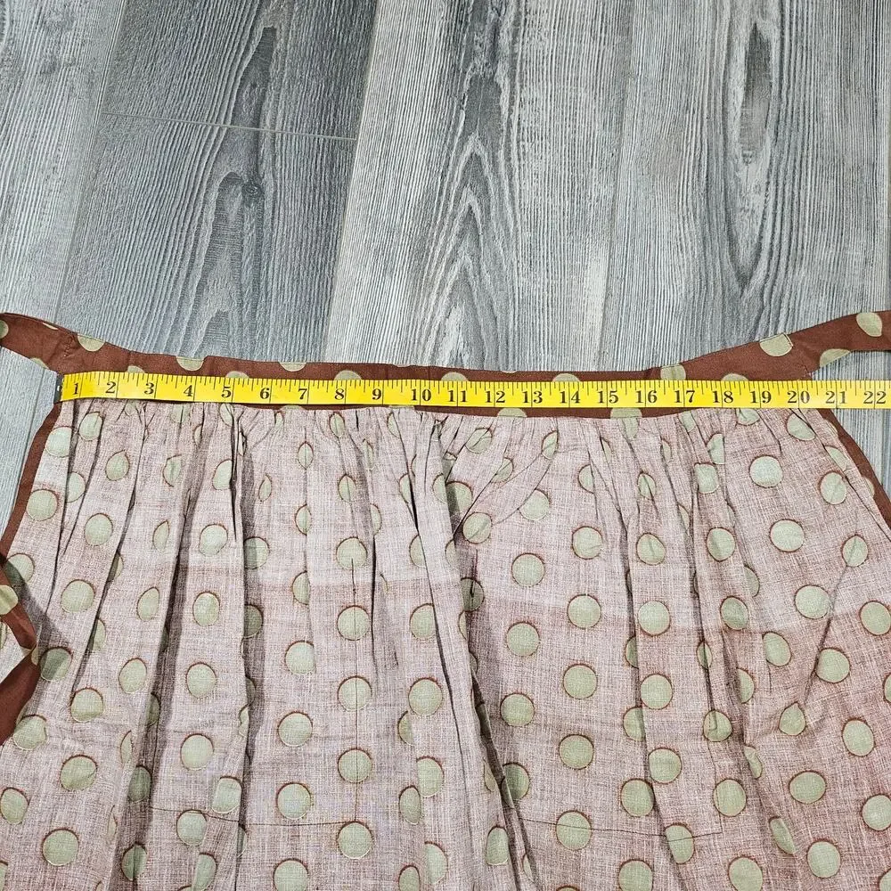 BROWN POLKADOT WAIST APRON – HANDMADE – RETRO STYLE – YELLOW TRIM – CLEAN